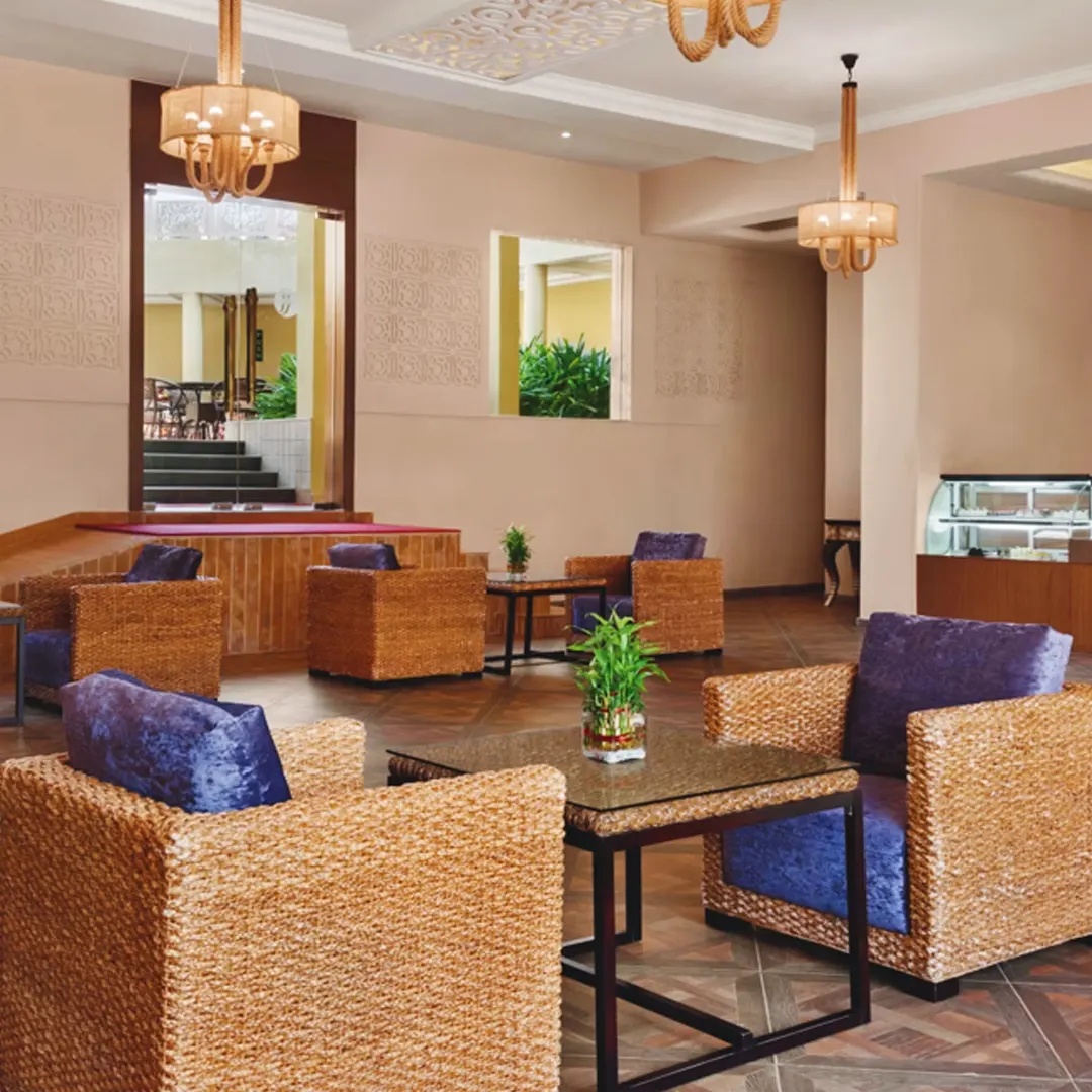 AAKHALI - THE COFFEE SHOP