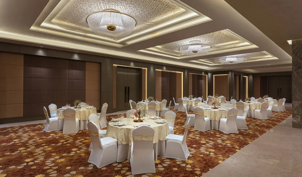 EMERALD BALLROOM WITH PRE-FUNCTION