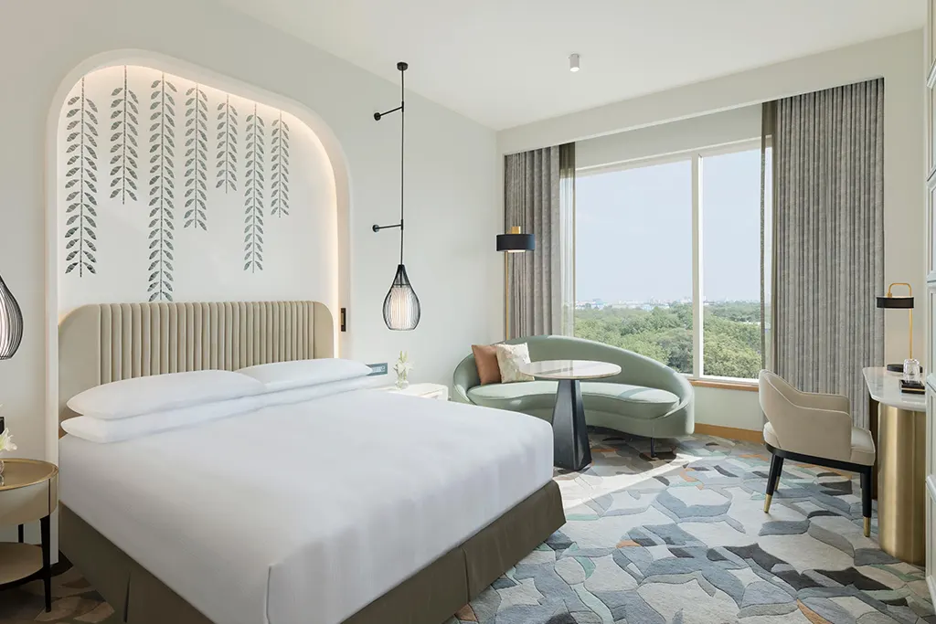 No. of Keys: 218 Rooms